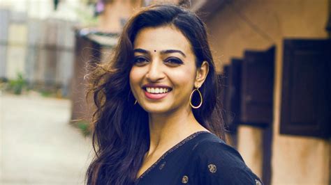 radhika apte nude pic|Radhika Apte Nude – Pics and Videos .